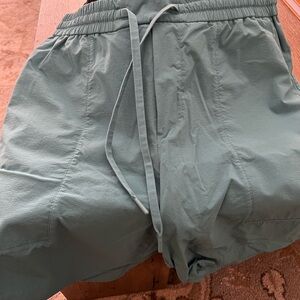 Lululemon bowline Shorts